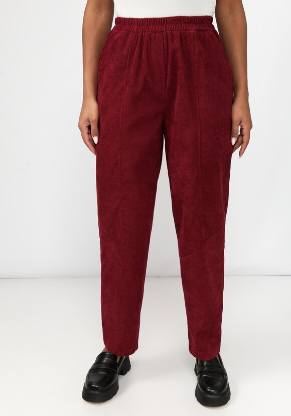 Брюки из микровельвета с рельефами шир.  580, рис. 15