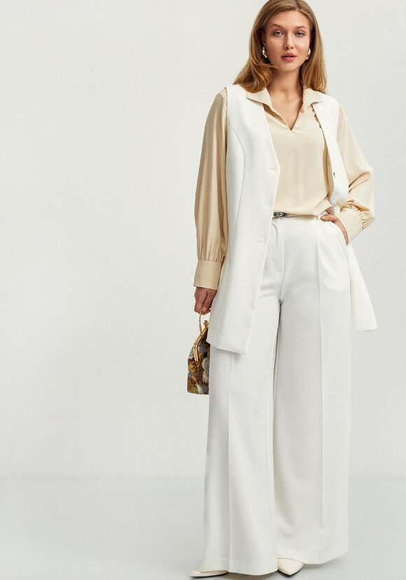 Блуза со сборкой на кокетке шир.  580, рис. 10