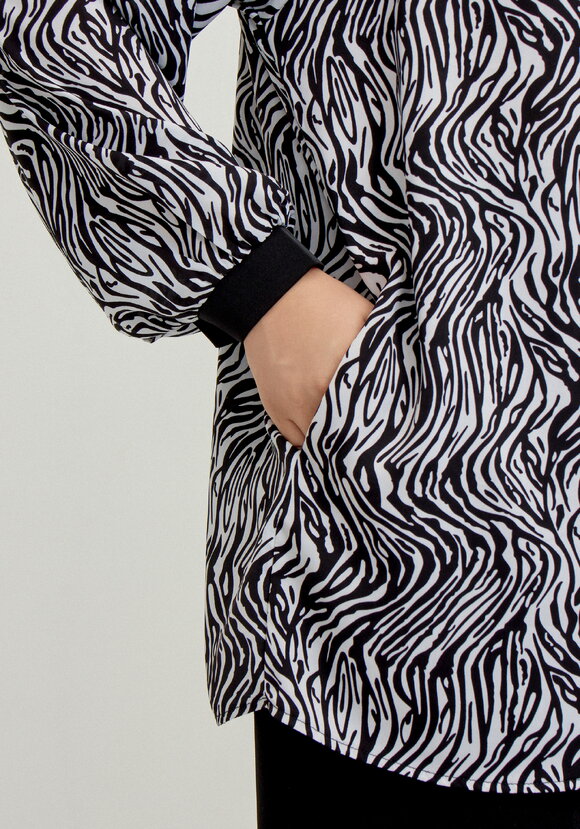 Туника с воротом-стойка шир.  580, рис. 6