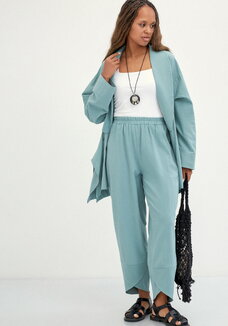 Брюки-тюльпан на резинке