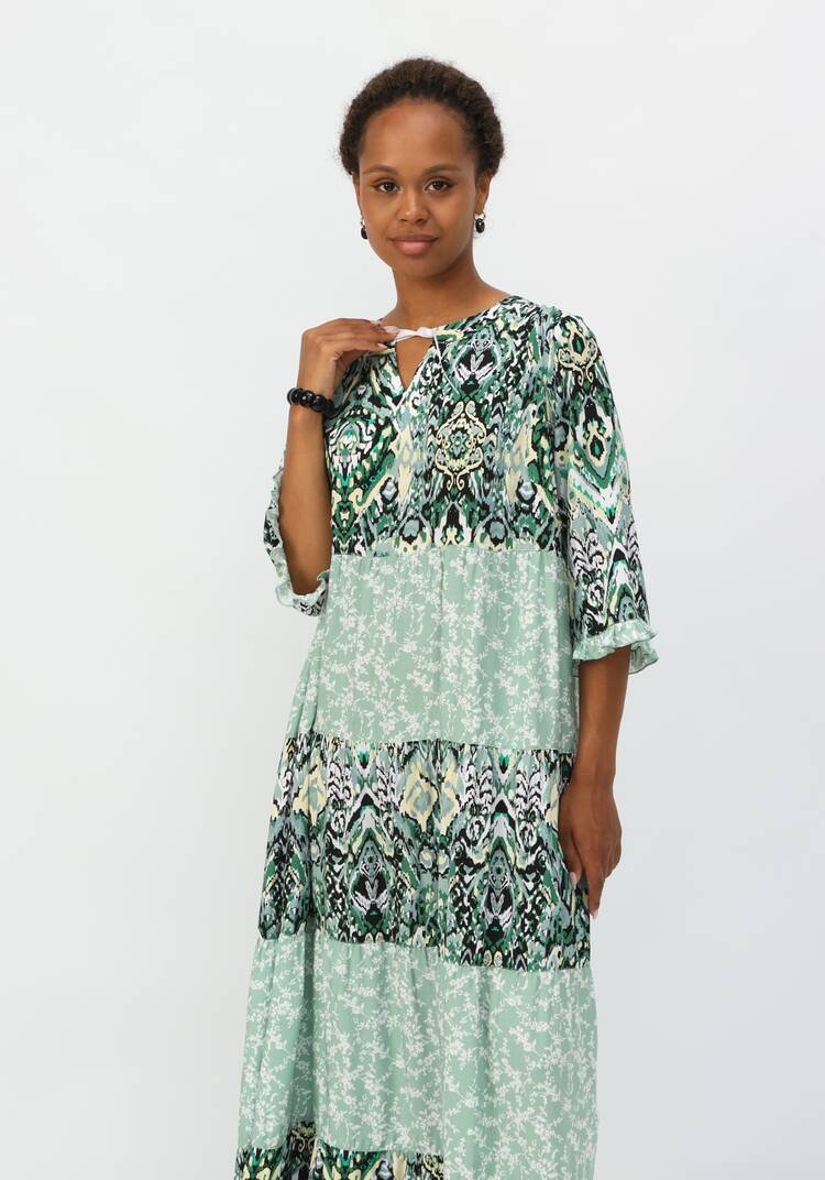 Платье с ярусами и комбинированным принтом шир.  750, рис. 10