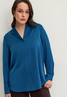 Блуза шелковая с отложным воротом