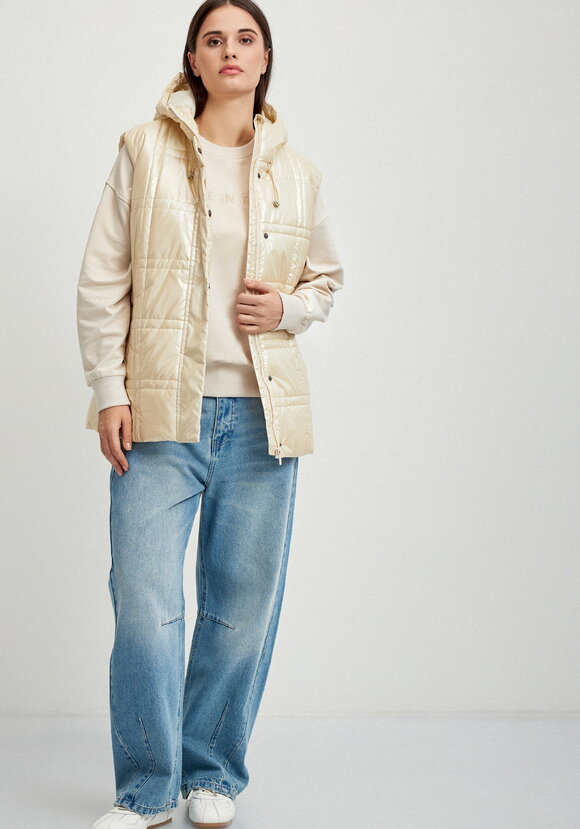 Жилет стеганый метализированный шир.  580, рис. 27