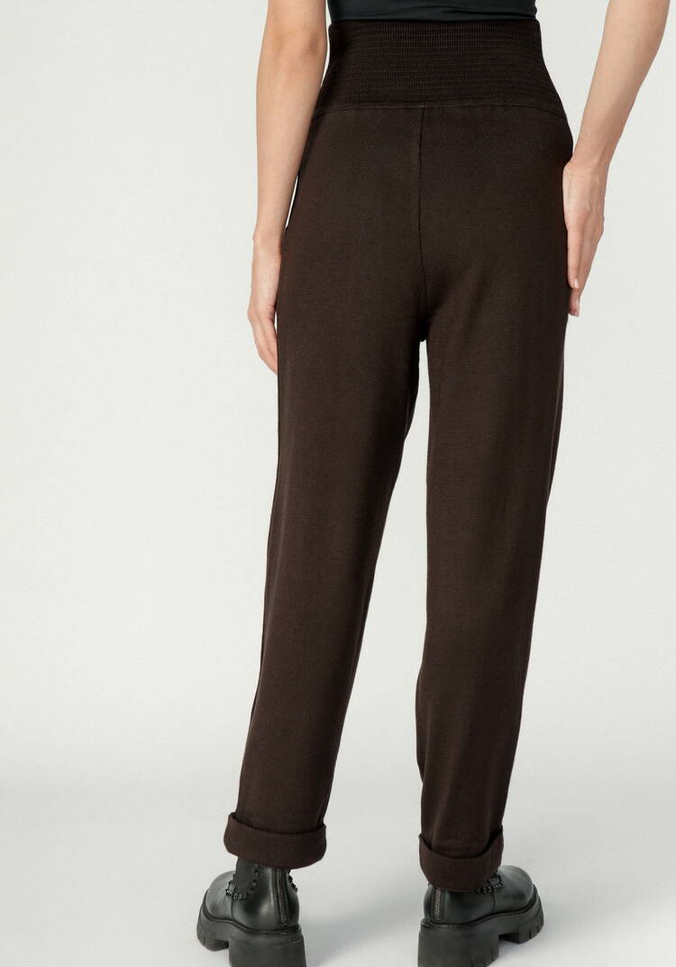 Брюки зауженные книзу шир.  750, рис. 40