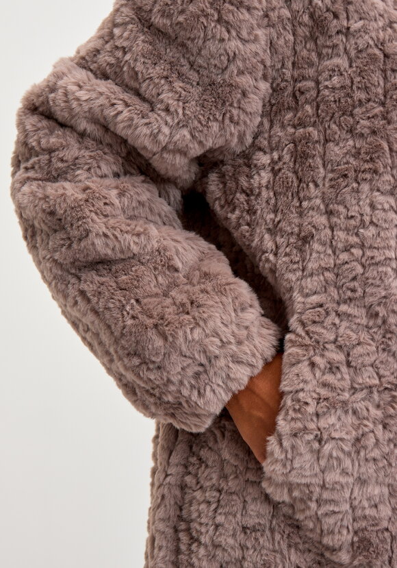 Пальто Вия шир.  580, рис. 22