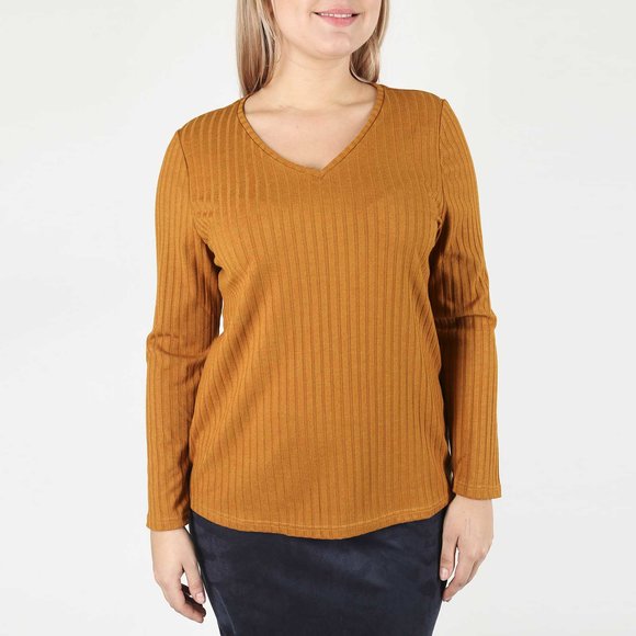 Блузка с V-образным вырезом прямого кроя шир.  580, рис. 11