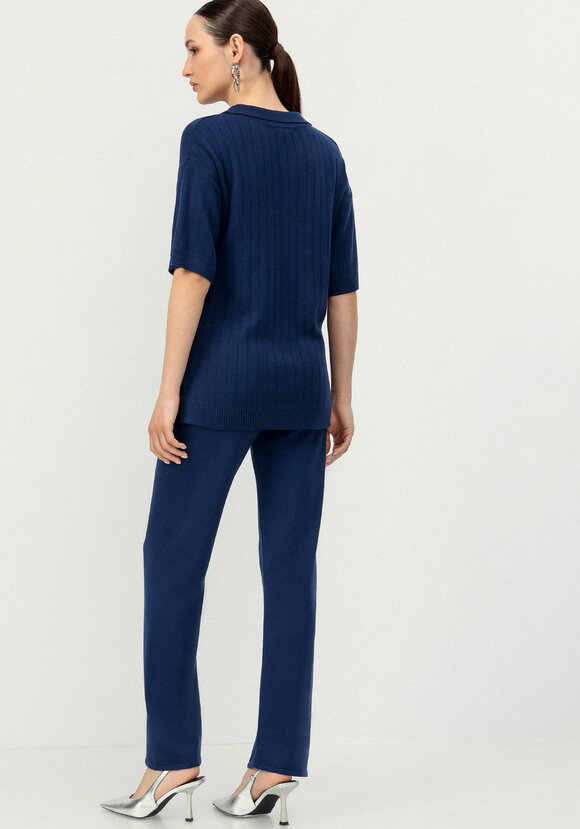 Костюм поло и брюки прямого кроя шир.  580, рис. 13