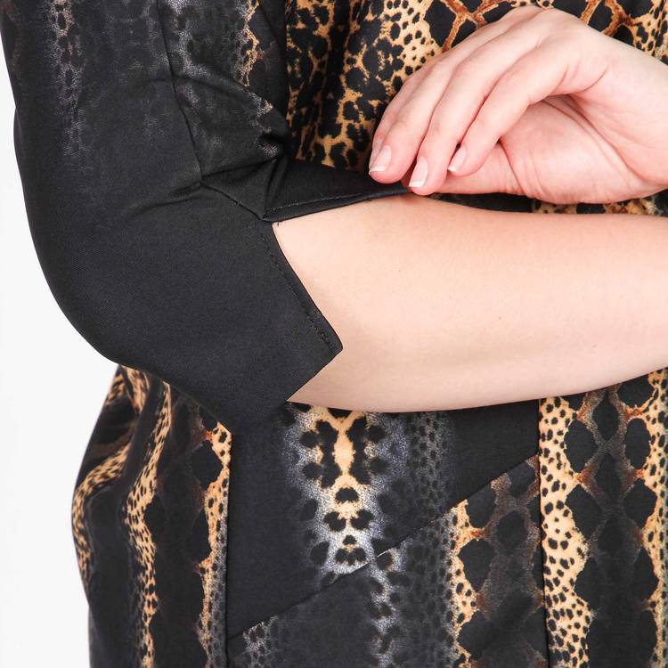 Туника с карманами и ярким принтом шир.  750, рис. 15