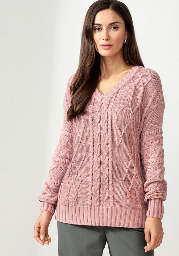 Джемпер женский с рисунком косы и араны шир.  580, рис. 23