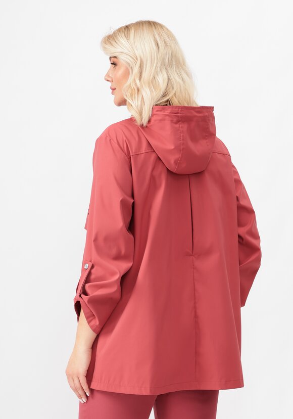 Ветровка с ажурной кокеткой шир.  580, рис. 33