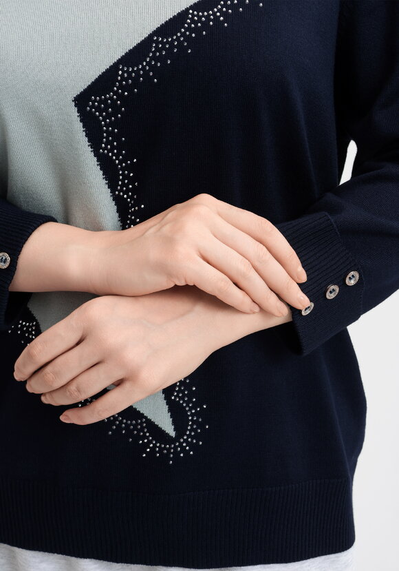 Джемпер Галактика на плечах шир.  580, рис. 37