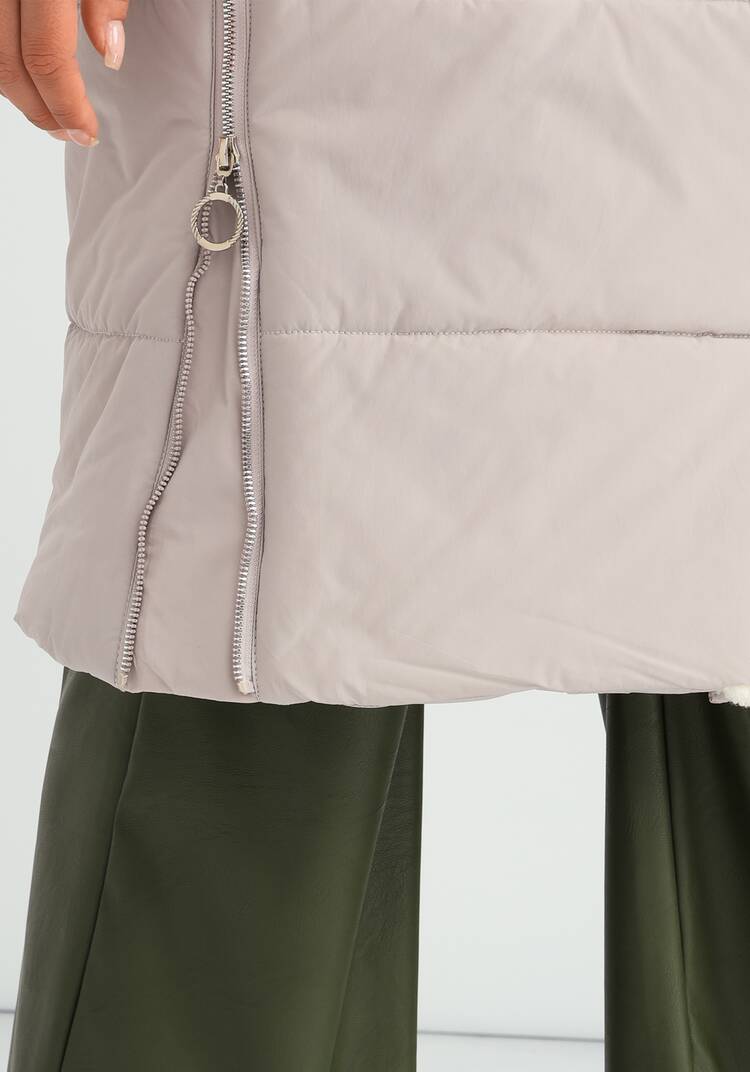 Пальто с капюшоном из меха шир.  750, рис. 28