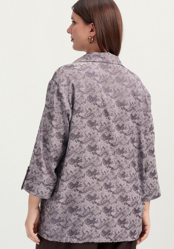 Блуза из шелка с рисунком шир.  580, рис. 18