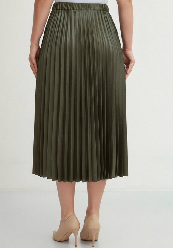 Юбка плиссированная с блестящим напылением шир.  580, рис. 16