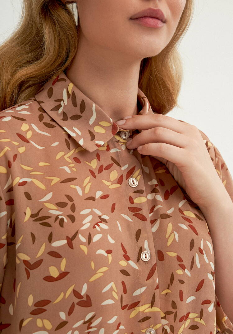 Рубашка с рукавом 7/8 и патами шир.  750, рис. 32