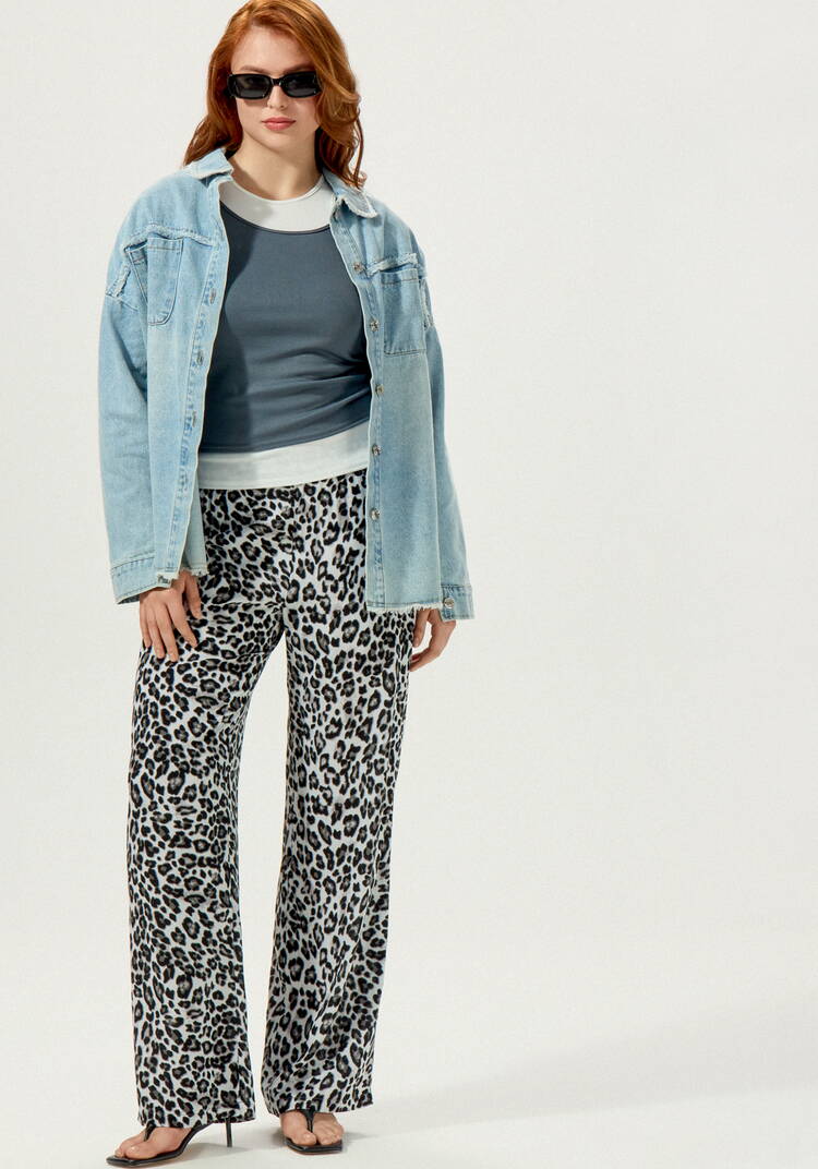 Брюки с анималистичным принтом шир.  750, рис. 16