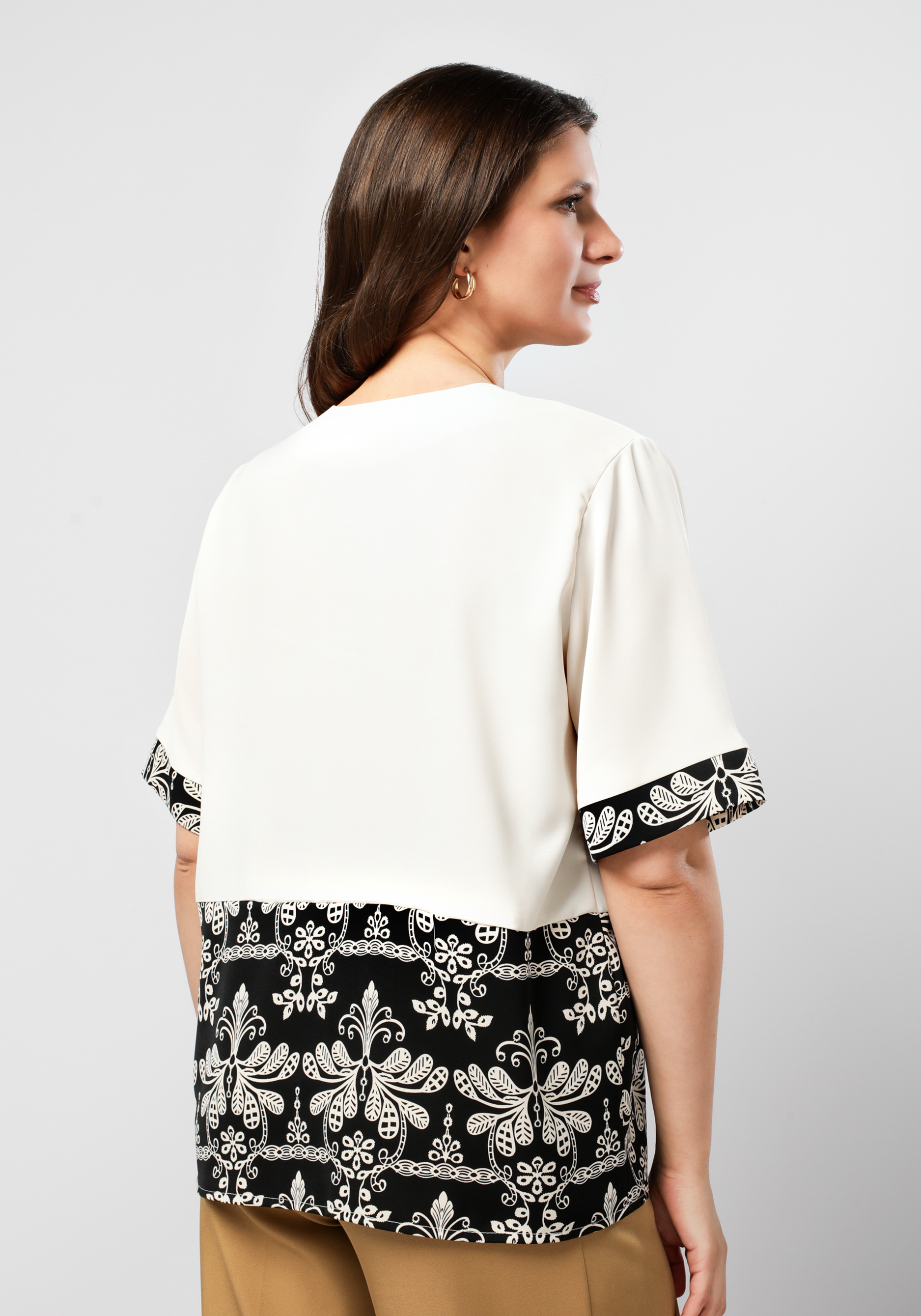 Блуза из комбинированной ткани с узором Bianka Modeno, цвет белый, размер 56 - фото 3
