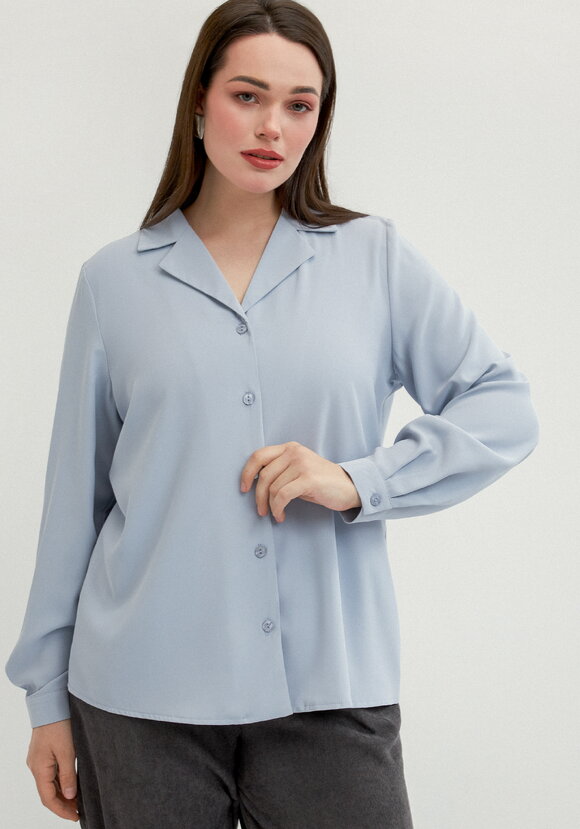 Блуза с отложным воротником с пуговицами шир.  580, рис. 26