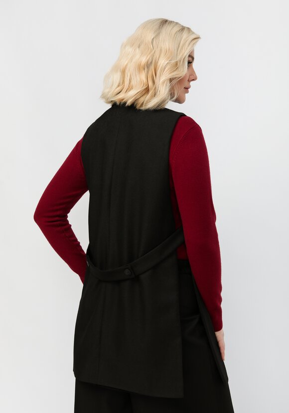 Жилет удлиненный с разрезами по бокам шир.  580, рис. 11