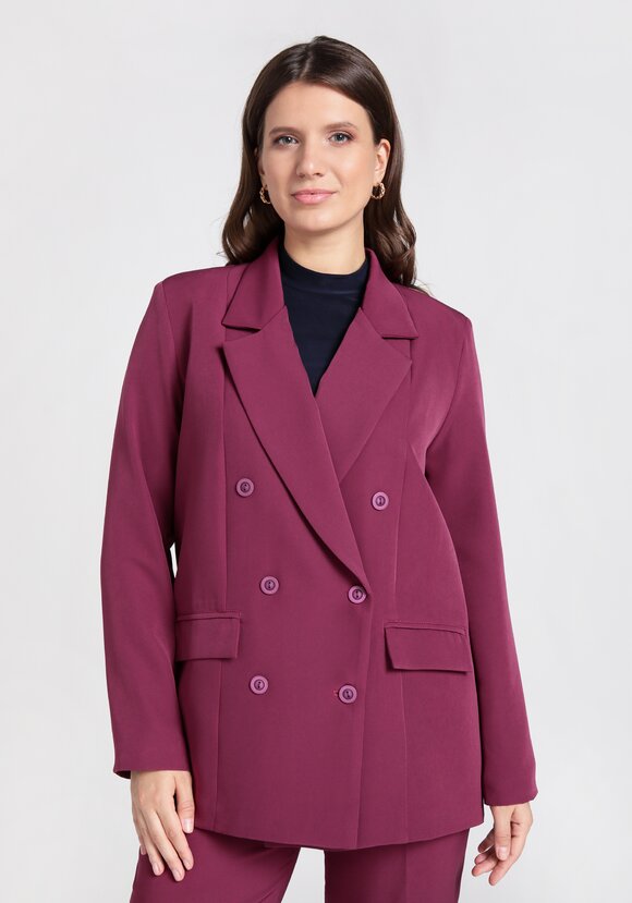 Жакет двубортный на подкладке шир.  580, рис. 35