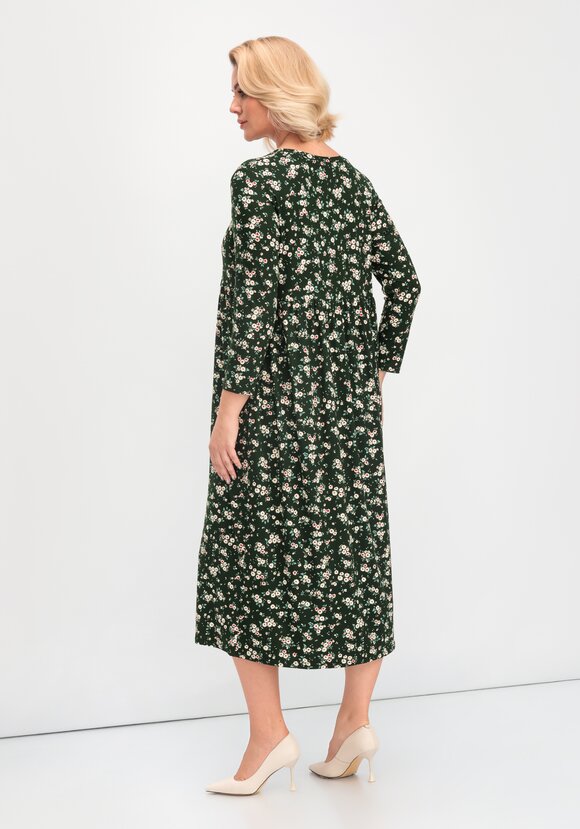 Платье с цветочным рисунком и рукавами 3/4 шир.  580, рис. 28