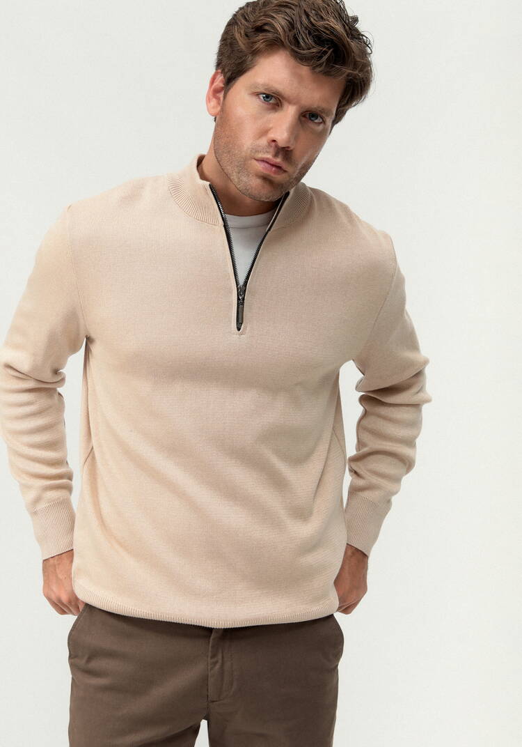 Джемпер с воротником-стойкой на молнии шир.  750, рис. 24