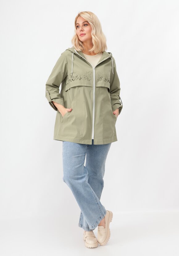 Ветровка с ажурной кокеткой шир.  580, рис. 19