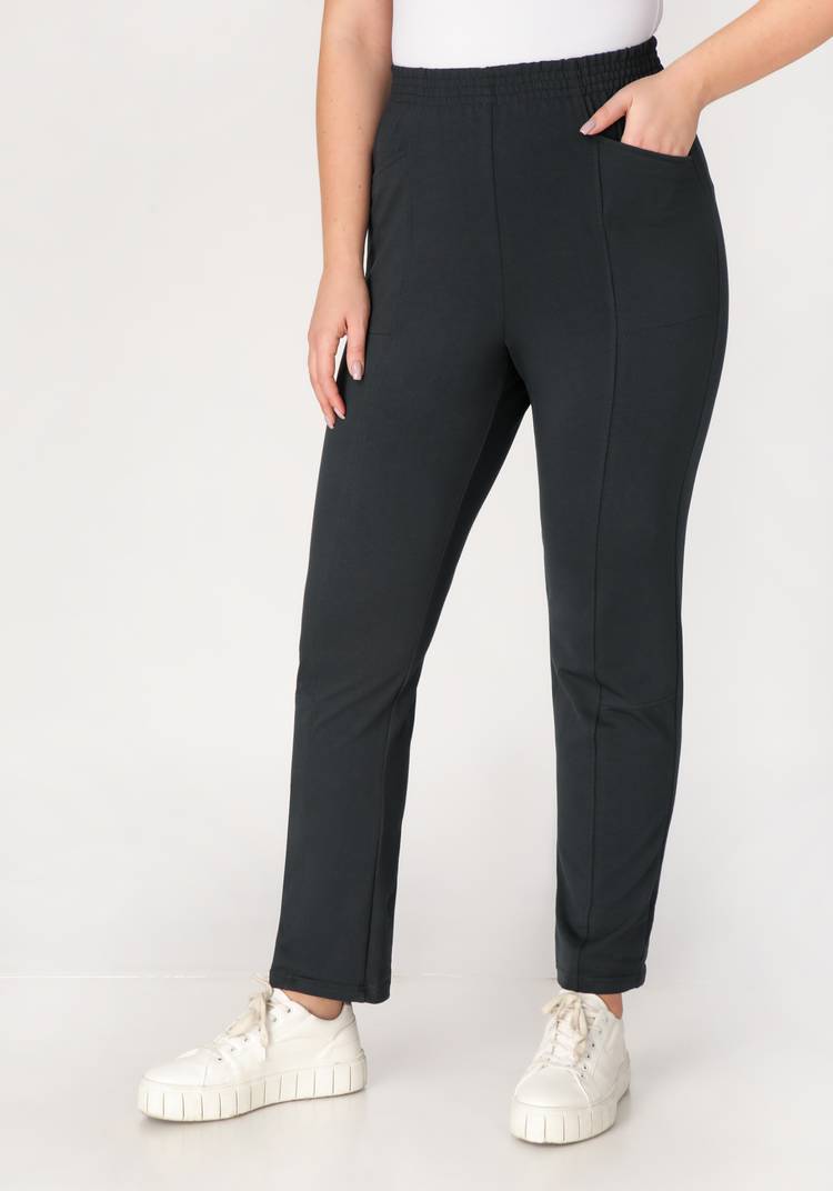 Брюки с карманами в рельефах шир.  750, рис. 5