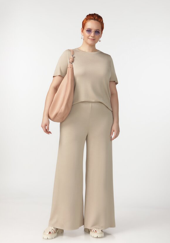 Брюки однотонные высокой посадки шир.  580, рис. 2