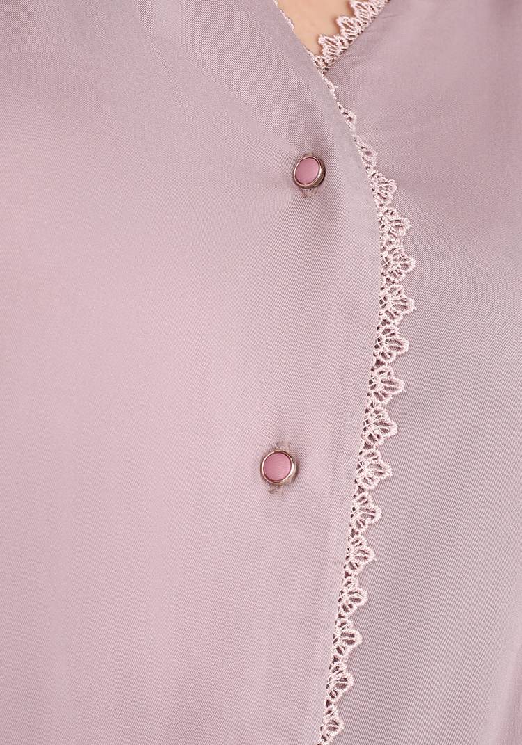 Блуза с V-образным вырезом и кружевом шир.  750, рис. 8