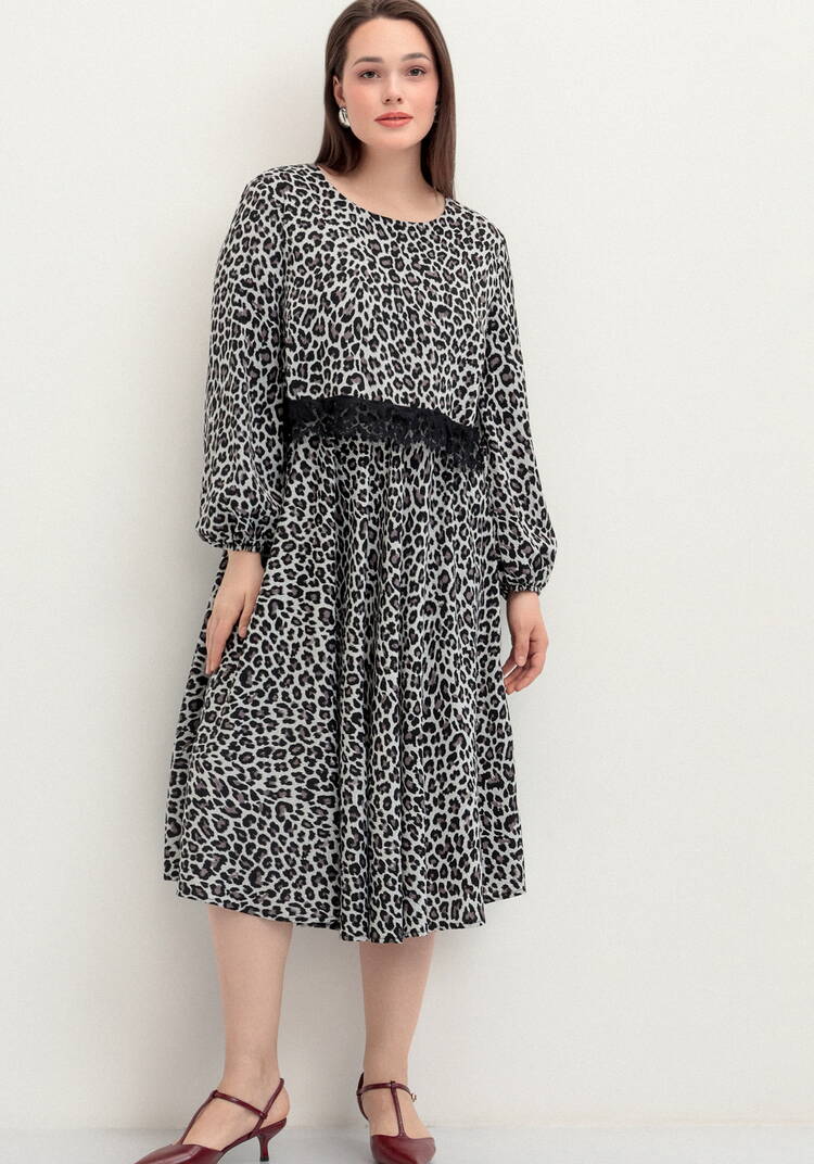 Платье из струящейся ткани с принтом леопард шир.  750, рис. 21