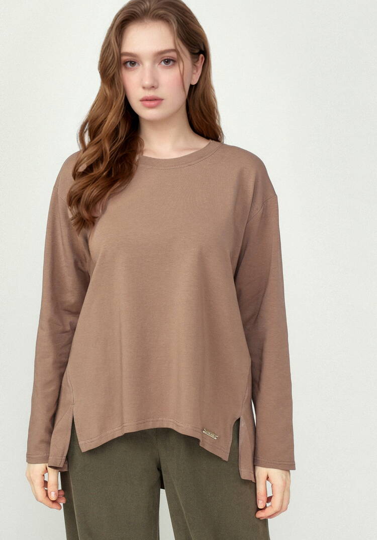 Туника свободного силуэта с разрезами шир.  750, рис. 25