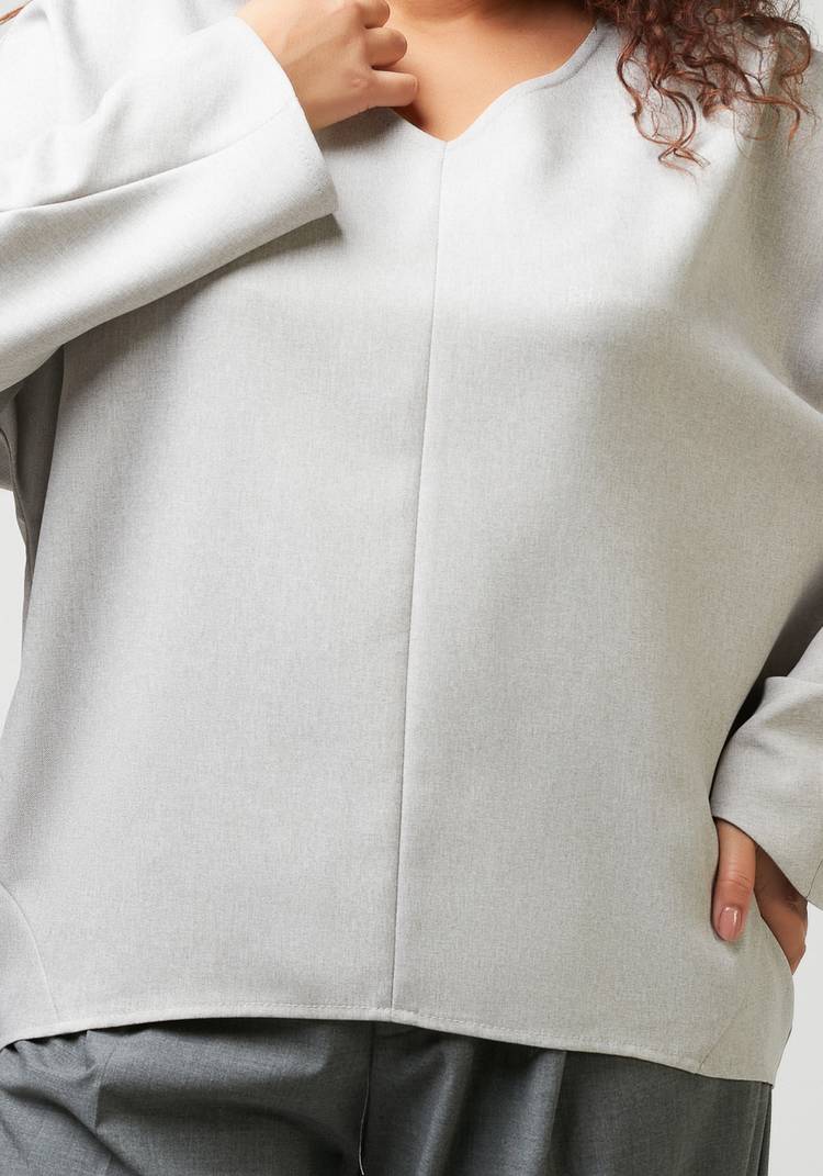 Блуза с V-образным вырезом и длинным рукавом шир.  750, рис. 5