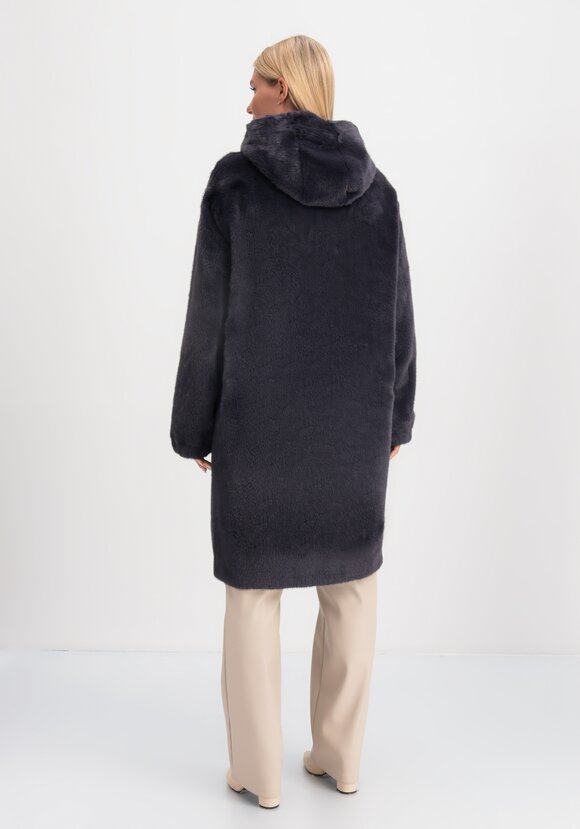 Пальто из экомеха шир.  580, рис. 16