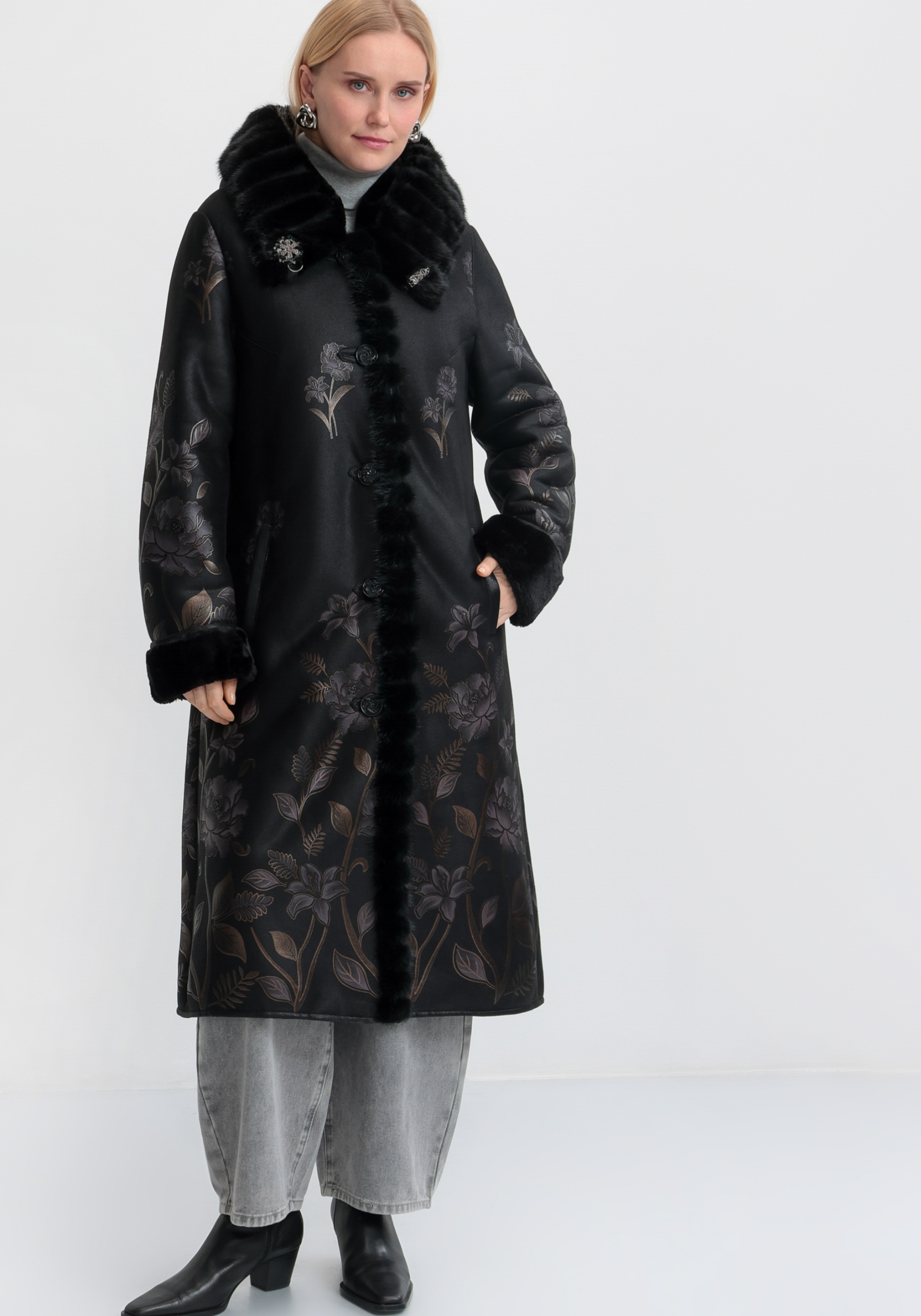 

Дубленка c цветочным принтом, Черный