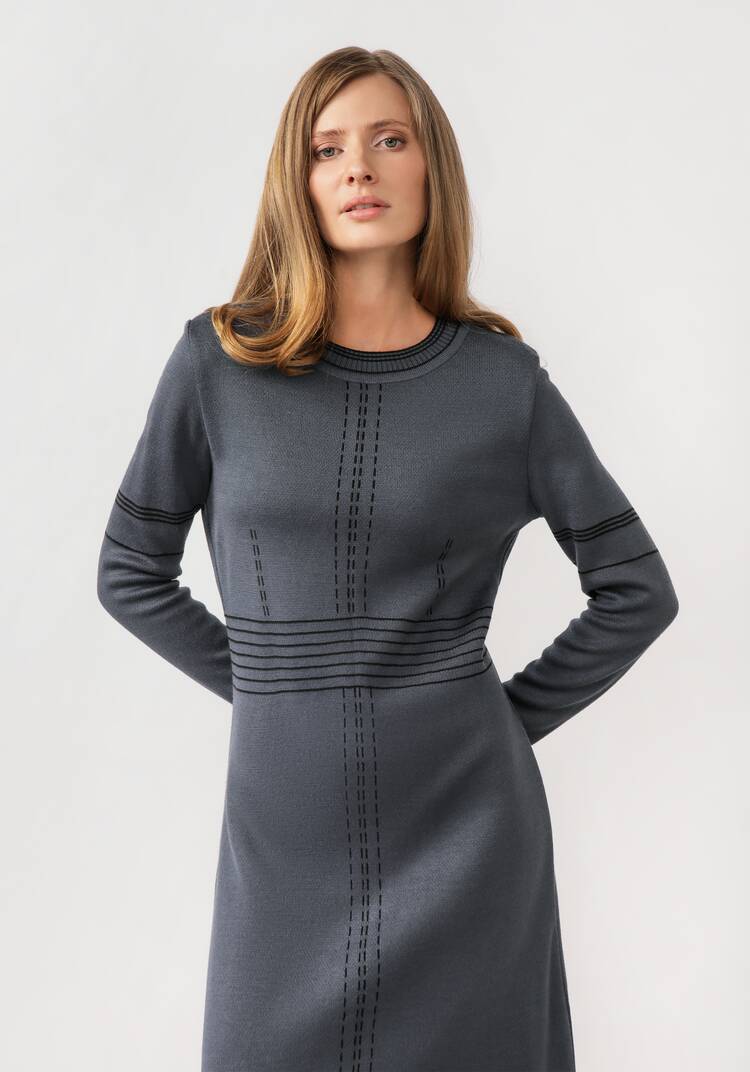 Платье миди с длинным рукавом и разрезом шир.  750, рис. 12