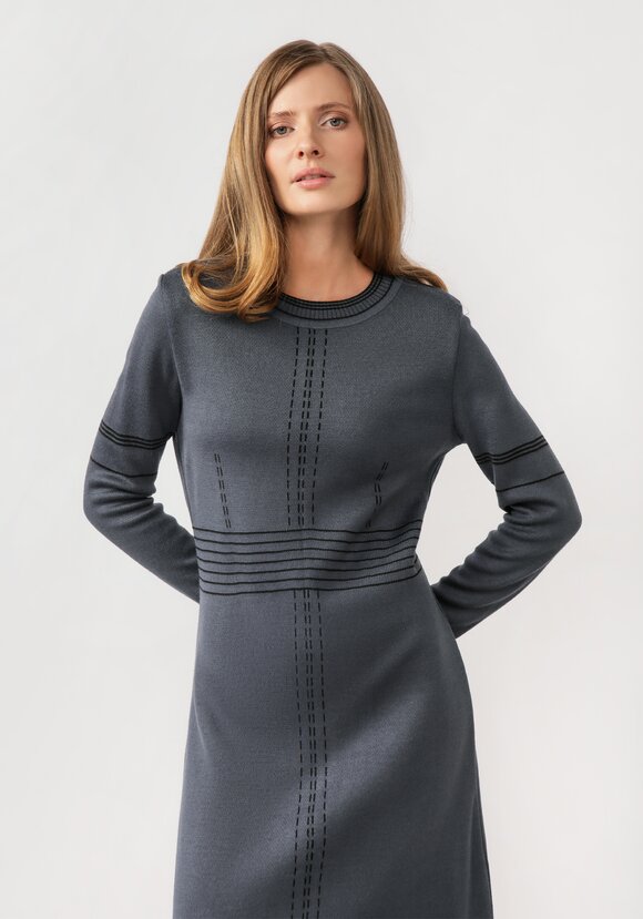 Платье миди с длинным рукавом и разрезом шир.  580, рис. 12