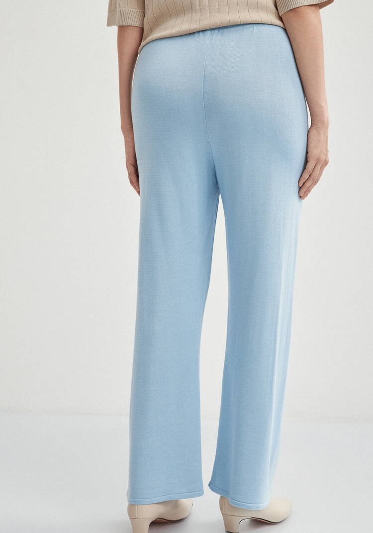 Брюки прямого кроя на широкой резинке шир.  750, рис. 22