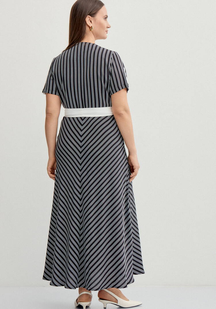 Платье в полоску с контрастной окантовкой шир.  750, рис. 3