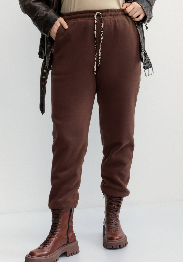 Брюки с леопардовыми лампасами шир.  750, рис. 12