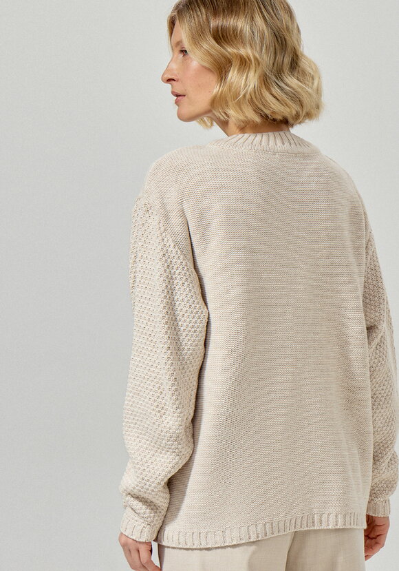 Джемпер с комбинированным фактурным рисунком шир.  580, рис. 3