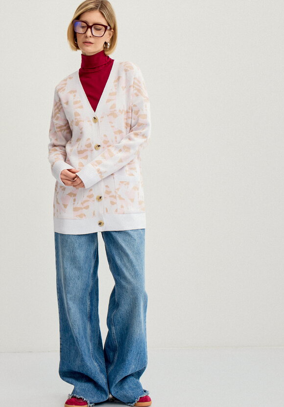 Кардиган с застежкой на пуговицы шир.  580, рис. 2