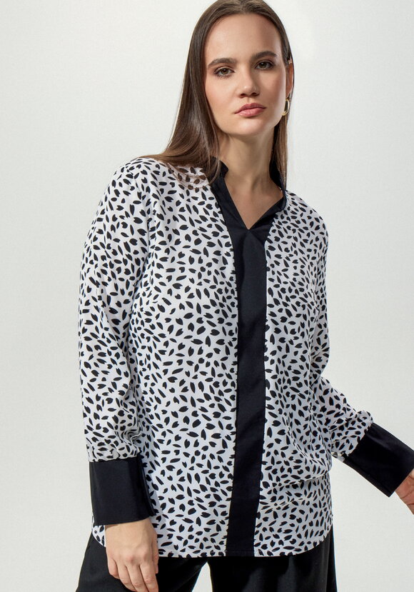 Рубашка с контрастными вставками шир.  580, рис. 7