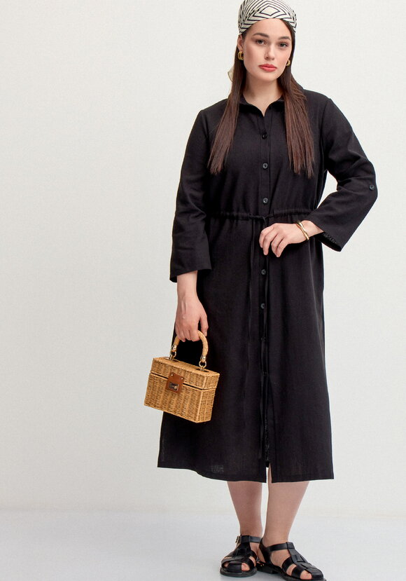 Платье-рубашка изо льна шир.  580, рис. 1