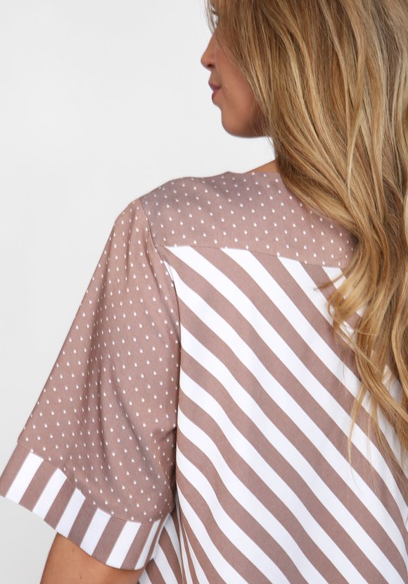 Туника из двух видов принтованной ткани шир.  580, рис. 5