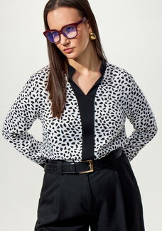 Рубашка с контрастными вставками