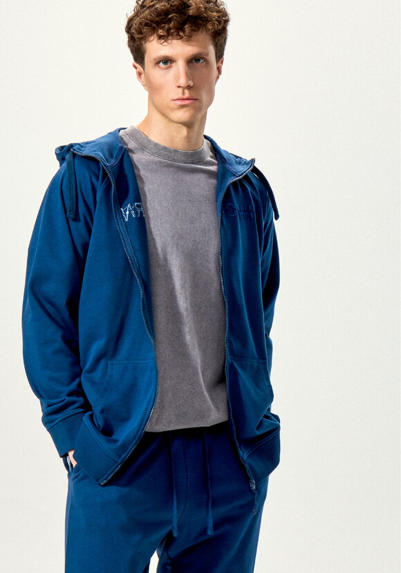 Толстовка с вышивкой и капюшоном шир.  580, рис. 31