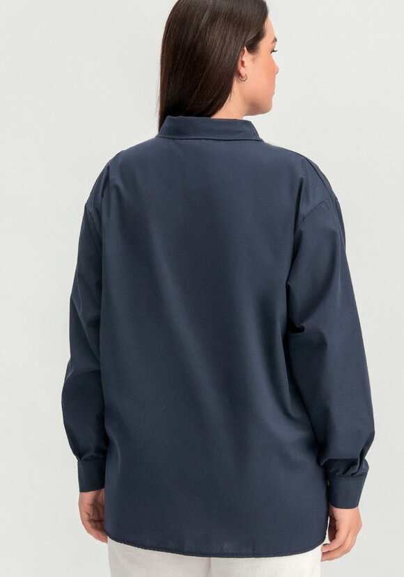 Рубашка с принтом на передней полочке шир.  580, рис. 38