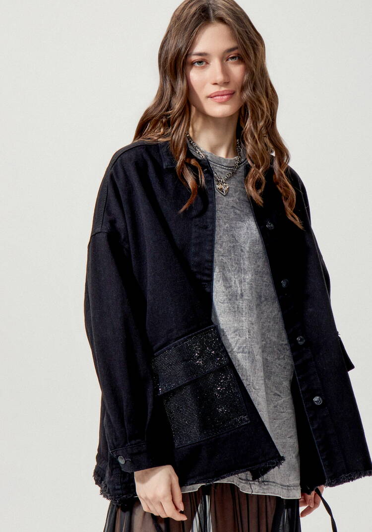 Джинсовая куртка со стразами на карманах шир.  750, рис. 24
