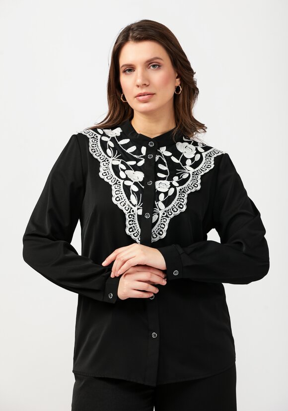 Блуза с кружевной отделкой по груди — купить за руб в магазине Леомакс